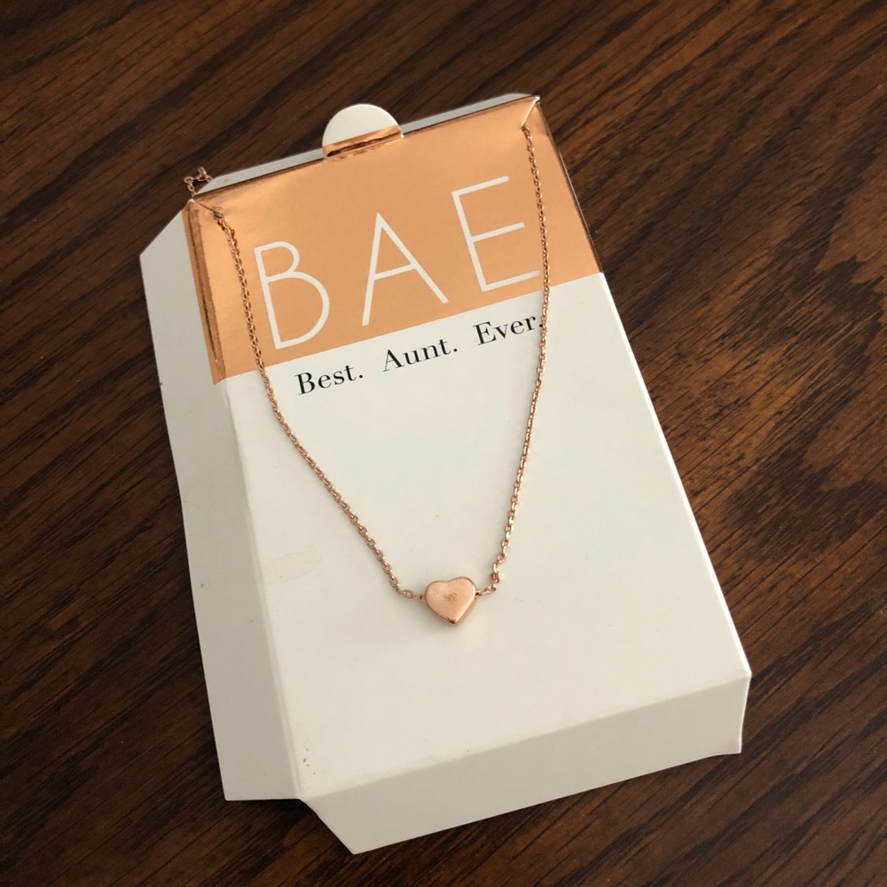 Gold heart necklace